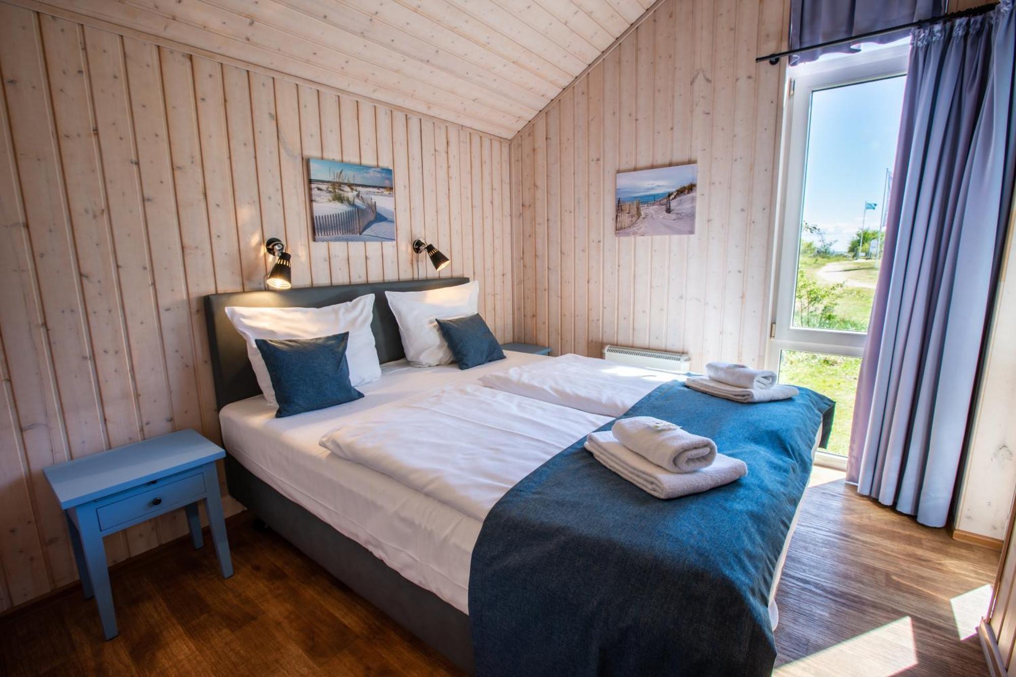 Typ A "Black Pearl" -Kleiner-Belt-Haus- Pelzerhaken Esterno foto